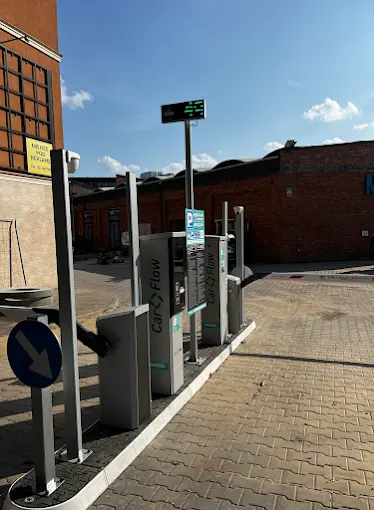 Parking Fabryca