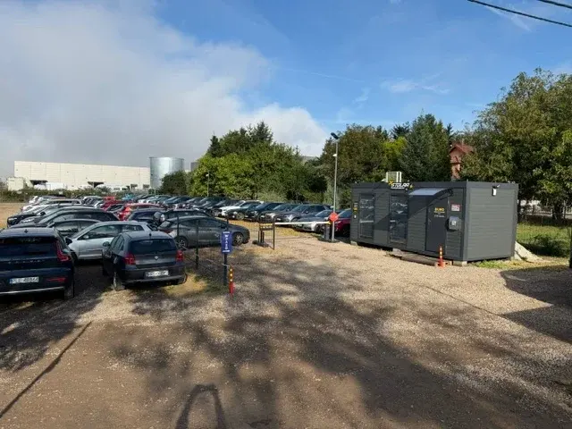 Stolar Parking Balice