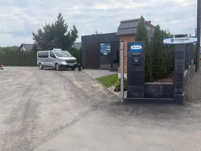 FlyParking Balice